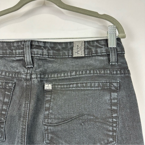 Aura From The Women At Wrangle Black Wash Denim Jeans Size 6R/SHT Flare Jeans - Picture 6 of 12